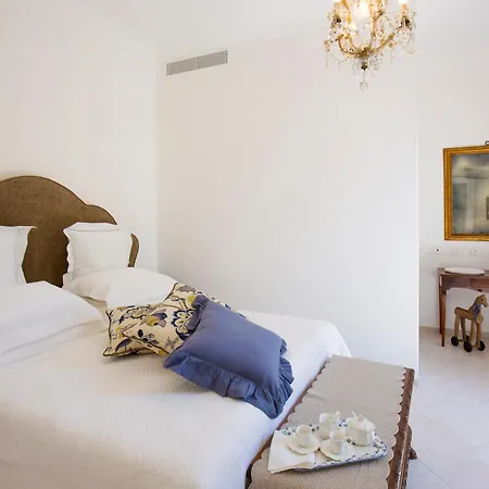 Palazzo Cacace Relais 4*