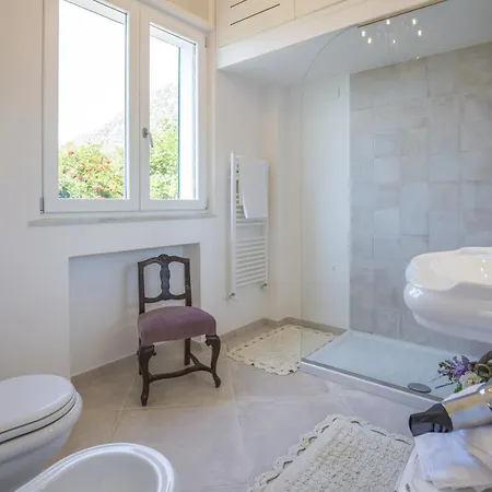 Palazzo Cacace Relais 4* Meta