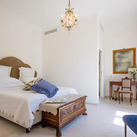 Pensión Palazzo Cacace Relais 4*