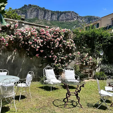Palazzo Cacace Relais Vendégház